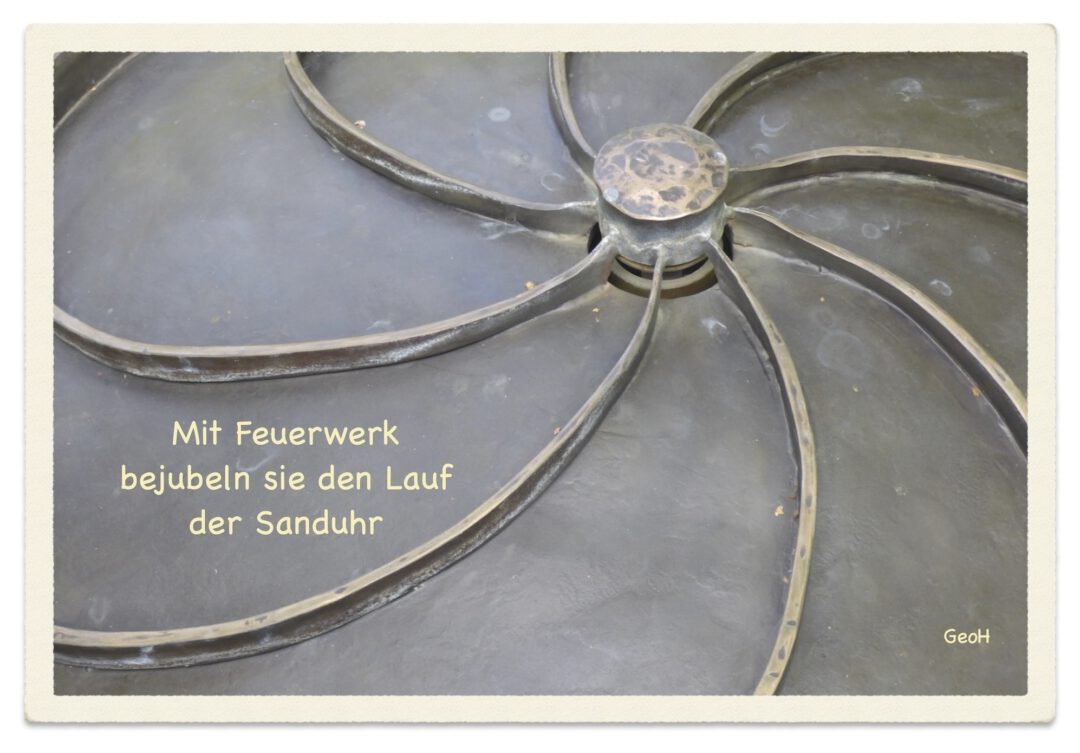 mit Feuerwerk